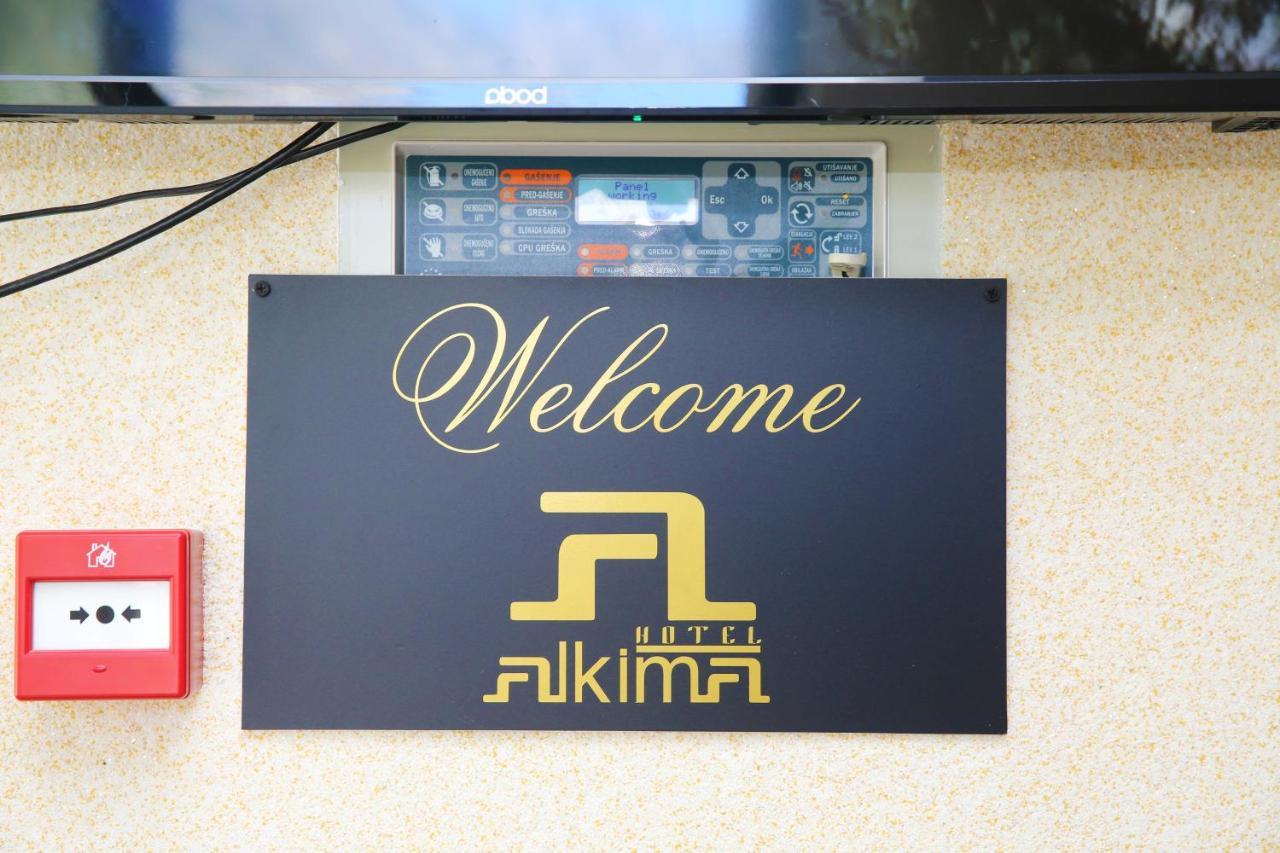 Hotel Alkima Kotor Luaran gambar