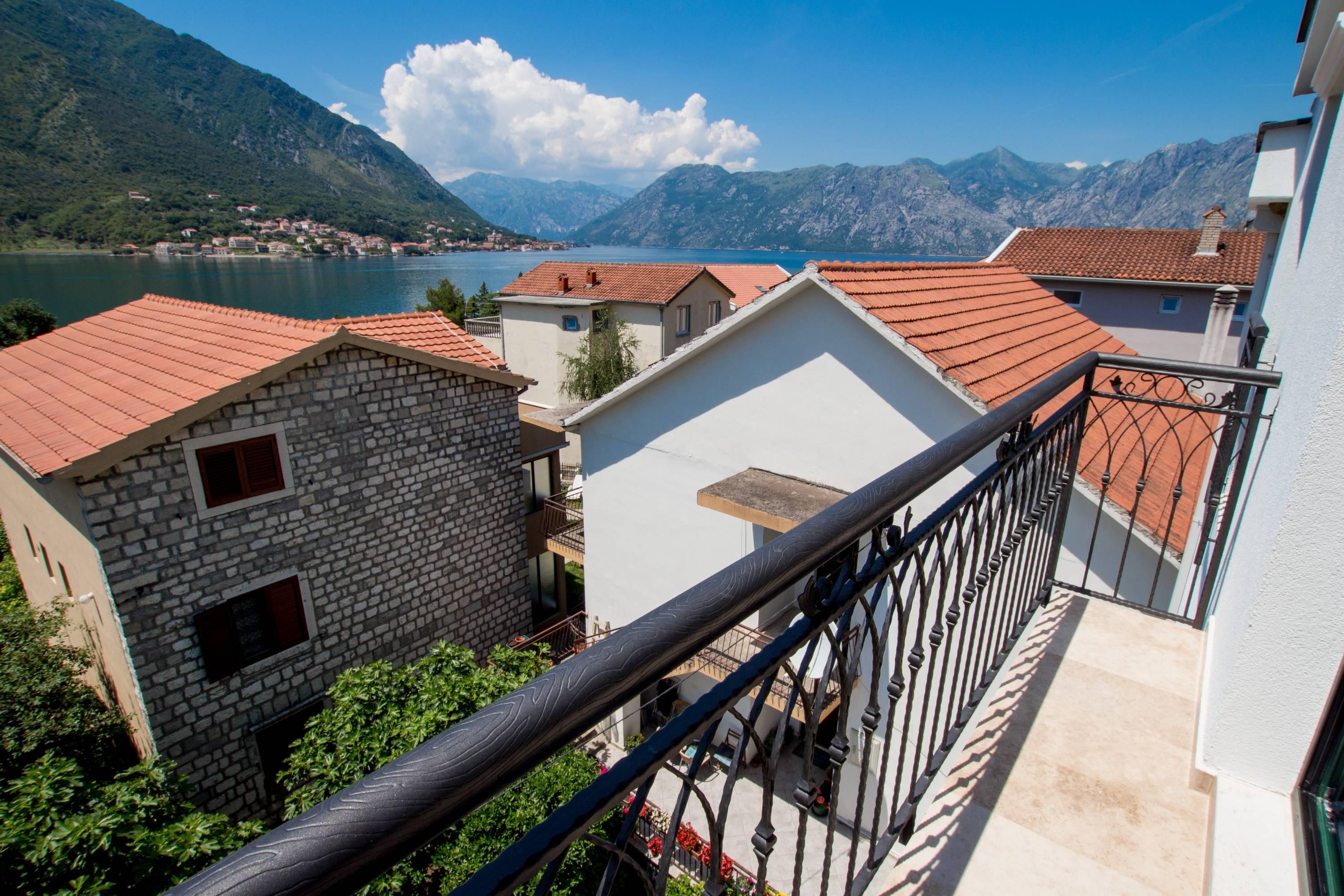 Hotel Alkima Kotor Luaran gambar